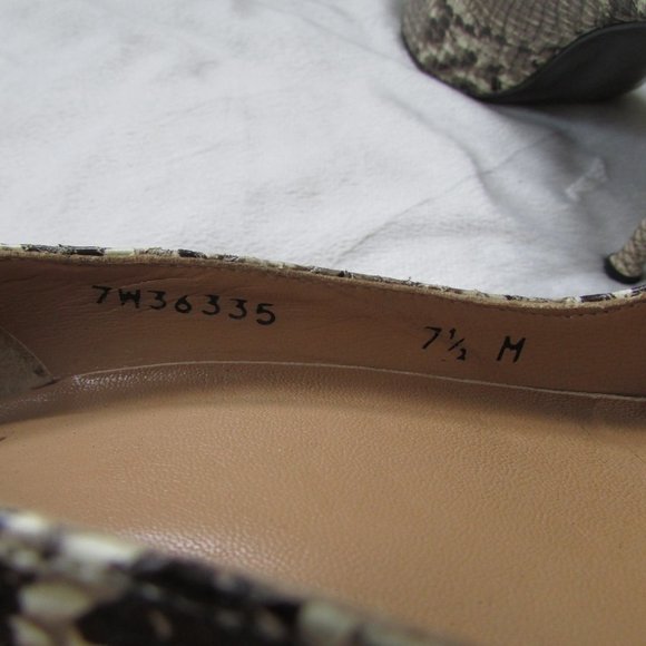 Stuart Weitzman Python Print Pump Heels - Picture 11 of 16